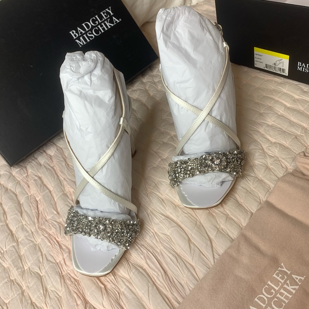 Badgley Mischka Elana sandal, NWT, 6, wedding - Picture 8 of 9
